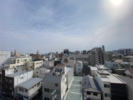 �Z�˂���̒��]�ʐ^ -