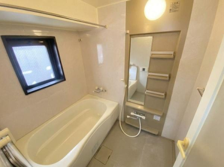 ���� ���ʐ^�͉Ƌ�������H���Ă���܂��B