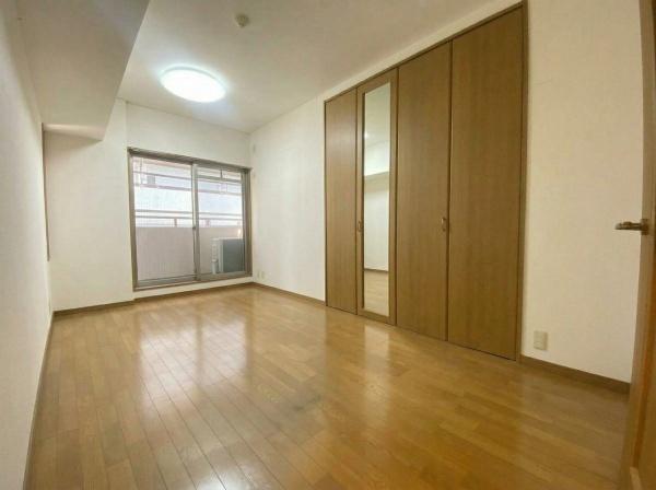 �m�� ���ʐ^�͉Ƌ�������H���Ă���܂��B