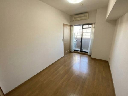 �m�� ���ʐ^�͉Ƌ�������H���Ă���܂��B