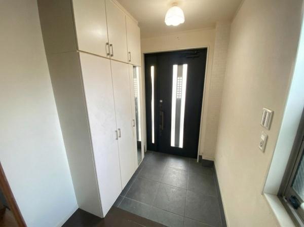 ���� ���ʐ^�͉Ƌ�������H���Ă���܂��B