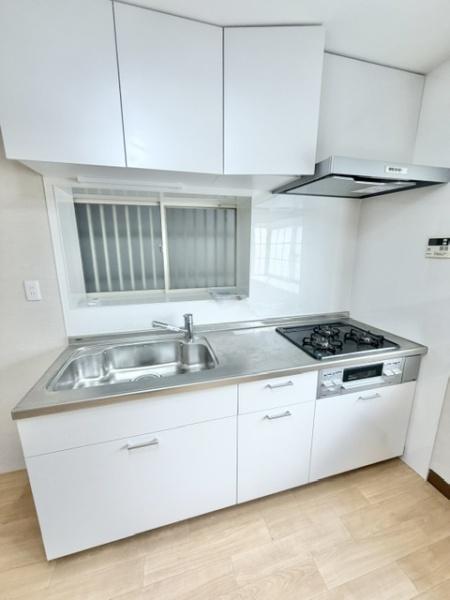 �L�b�`�� �������D���Ɋ������L�X�V�X�e���L�b�`����
