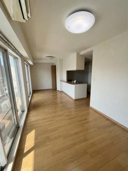 ���r���O ������肭�낰�郊�r���O�@���ʐ^�͉��H���Ă���܂��B