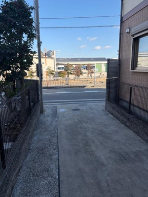 �O�ʓ��H�܂ތ��n�ʐ^ -