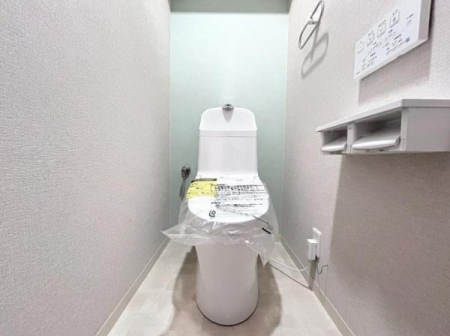 �g�C�� �C���[�W�ʐ^�ɂ��A���i�E�����E�A�͂Ȃǂɂ��ẮA���t�H�[����̌����Ƃ̍��ق������܂��B�قȂ�ꍇ�͌�����D��ƒv���܂��B