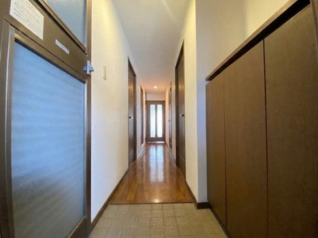 ���� ���ʐ^�͉Ƌ�������H���Ă���܂��B