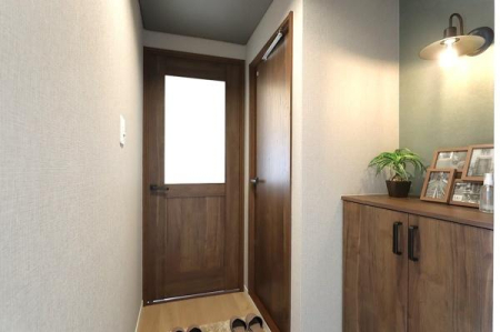 ���� �U�炩�肪���Ȍ��ւ���������̌��֎��[�t��