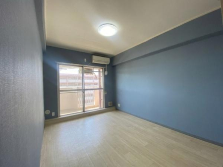 �m�� ���ʐ^�͉Ƌ�������H���Ă���܂��B