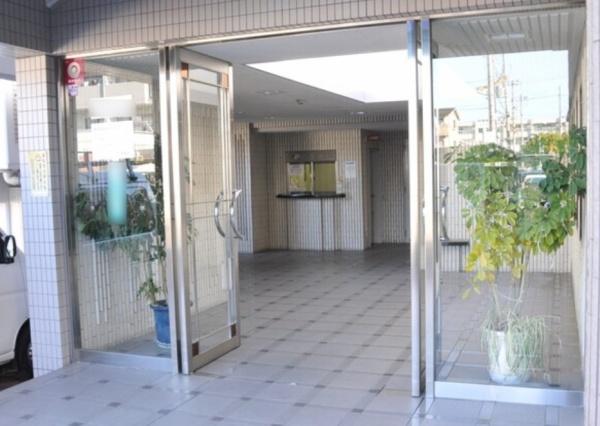 �G���g�����X -