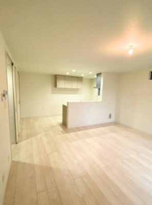 ���r���O -