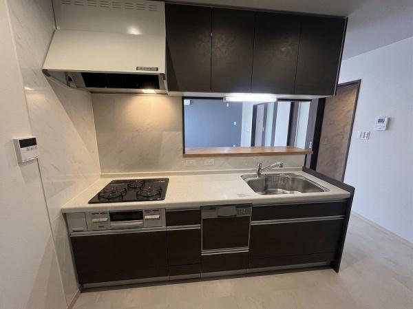 �L�b�`�� ���H���򊣑��@�t���Ζʎ��L�b�`���I������ׂ肵�Ȃ��痿�����ł��܂��B