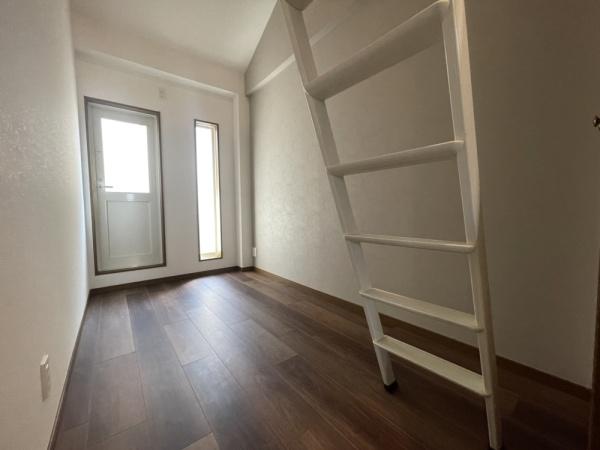 �m�� -