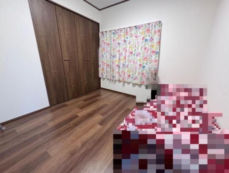�m�� -