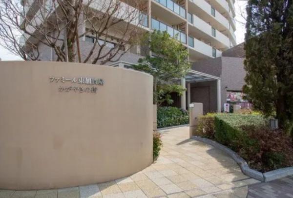 �G���g�����X -