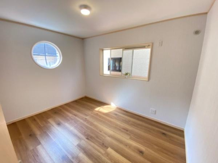 �m�� -