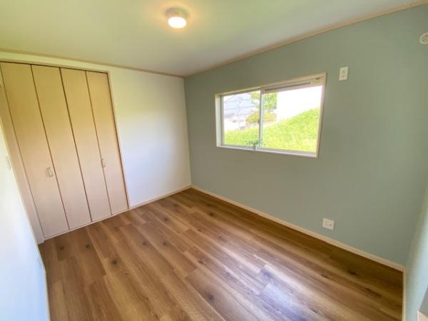 �m�� -