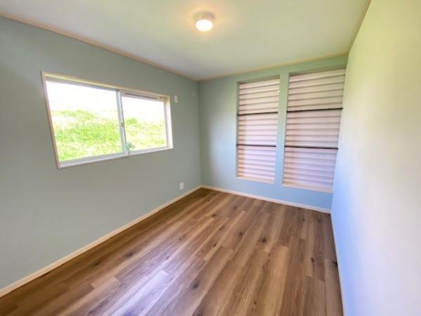 �m�� -