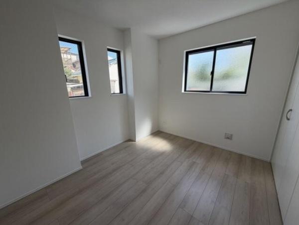 �m�� -