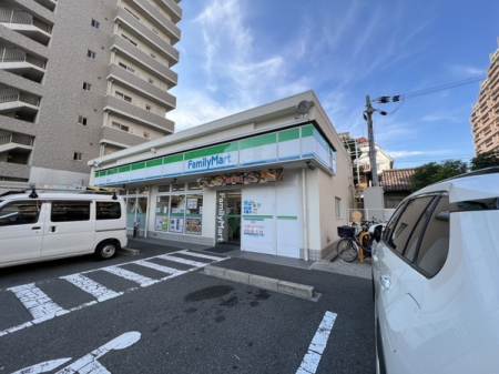 ���ӊ� �y�R���r�j�z�t�@�~���[�}�[�g���蒬�X�F204�u