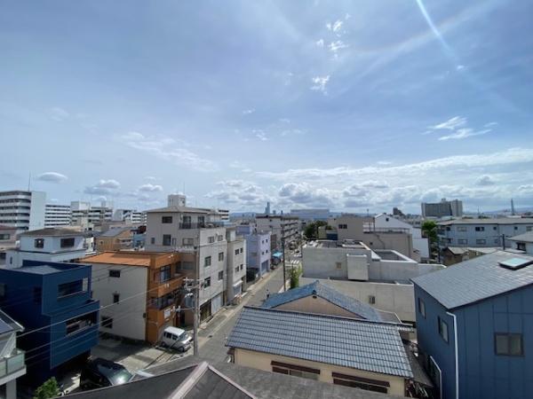 �Z�˂���̒��]�ʐ^ -
