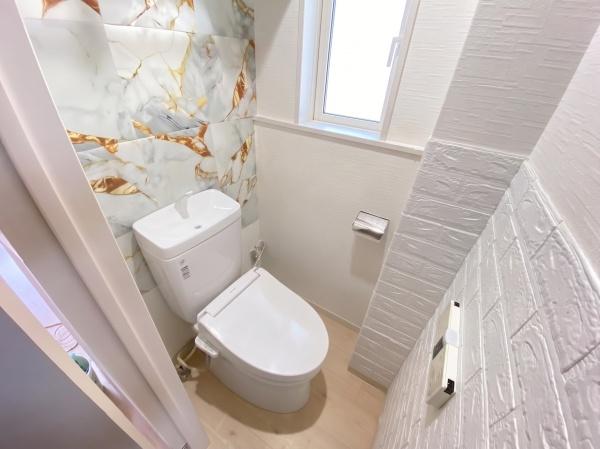 �g�C�� ���ʐ^�͉Ƌ�������H���Ă���܂��B