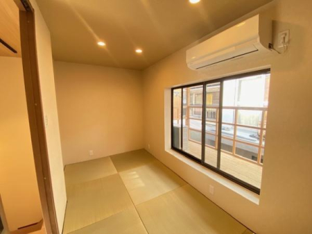 �a�� -