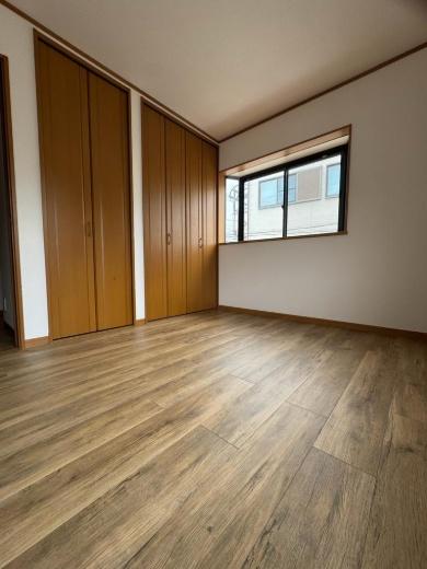 �m�� -
