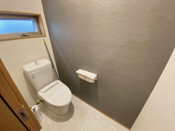 �g�C�� ���ʐ^�͉Ƌ�������H���Ă���܂��B