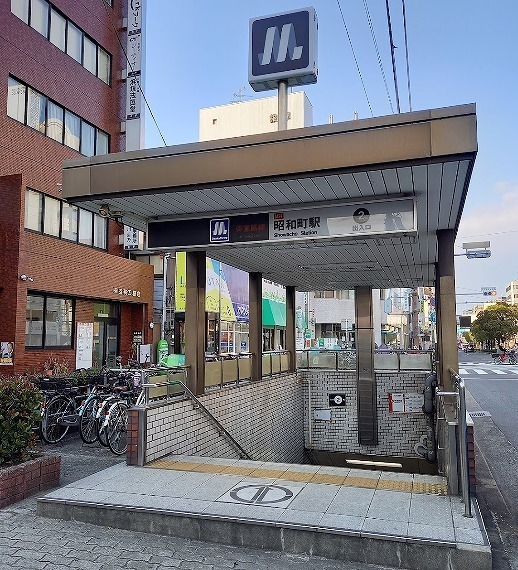 ���ӊ� �y�w�z���a���w(Osaka�@Metro �䓰�ؐ�)�F211�u