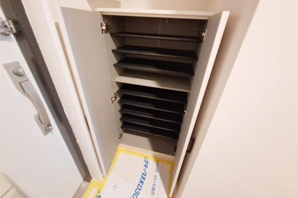 ���[ �L�������̎��[