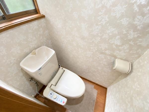 �g�C�� ���ʐ^�͉Ƌ�������H���Ă���܂��B