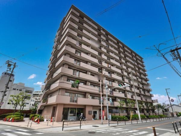 ���n�O�ώʐ^ �����H�����p�\�I���a500�������ɂ́A�X�[�p�[��R���r�j�G���X�X�g�A�A�e��N���j�b�N�Ȃǂ̐����{�݁E����{�݂������Z�����[�����S�˓쓌�����ɔz�u�B��������╗�ʂ��Ɍb�܂�A��w�K�ł͒��]���ǍD