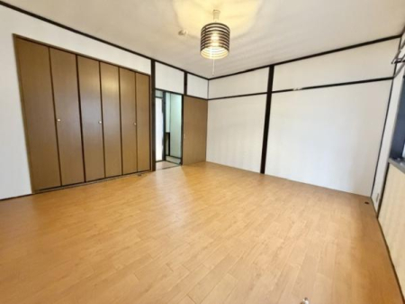 �m�� �N���[�[�b�g�t�̗m��